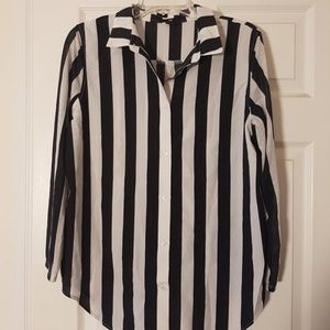 H&M Womens Stripped Shirt (Lightweight Breathable Fabric) - Size Small